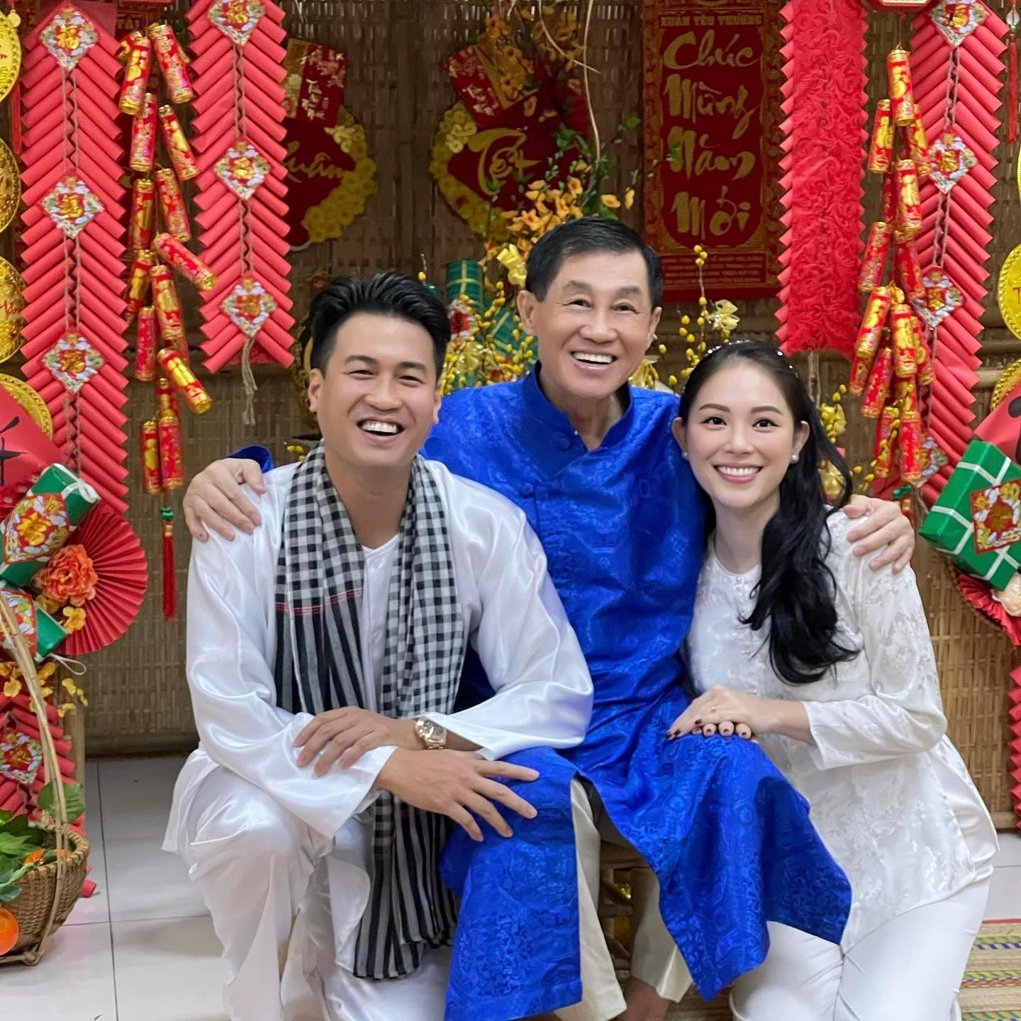 Vợ chồng Phillip Nguyễn và tỷ phú Johnathan Hạnh Nguyễn