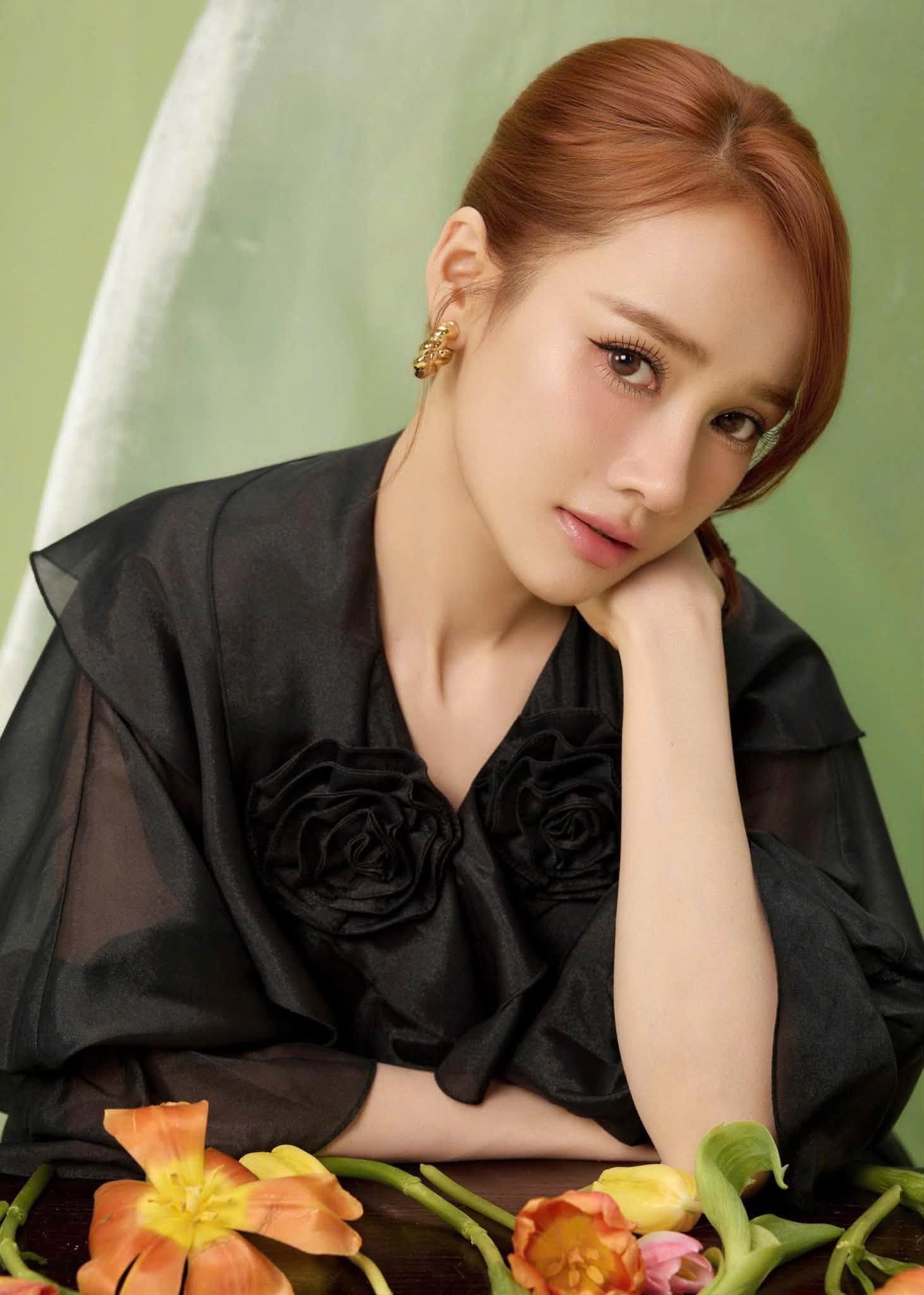 Nhã Phương sau đó cũng lên tiếng vì bị ảnh hưởng.