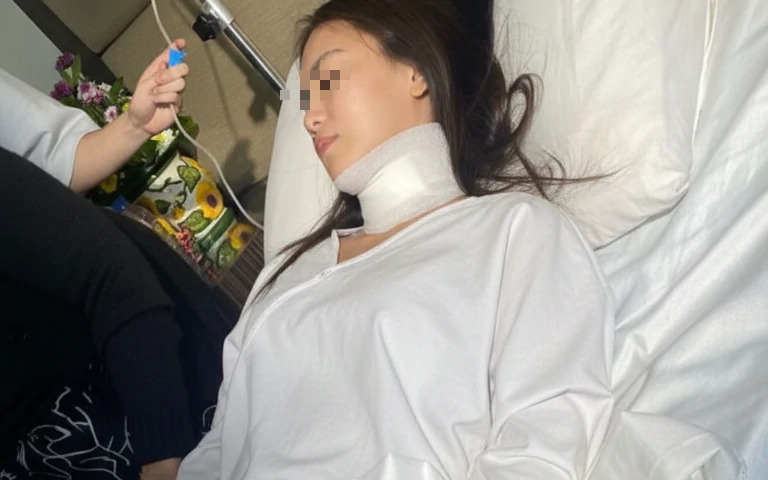 Người phụ nữ 35 tuổi phát hiện ung thư tuyến giáp giai đoạn 3 khi khám viêm họng (Ảnh minh họa)