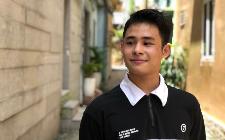 Trước khi tham gia