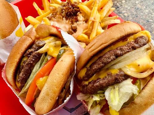 Chuỗi burger nổi tiếng nhất nước Mỹ In N Out có mặt tại Việt Nam dù chưa từng có cửa hàng nào ở Châu Á