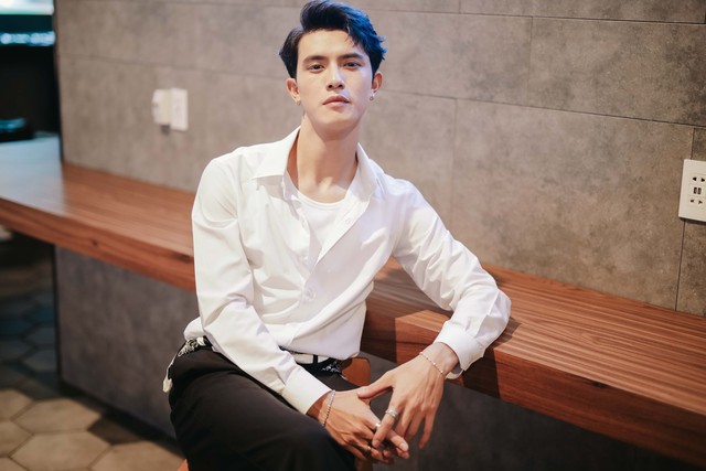 Những chia sẻ về quá trình nhập vai ma cà rồng của Trần Ngọc Vàng bị dân tình nhận xét là quá đà, thiếu sự nhạy cảm