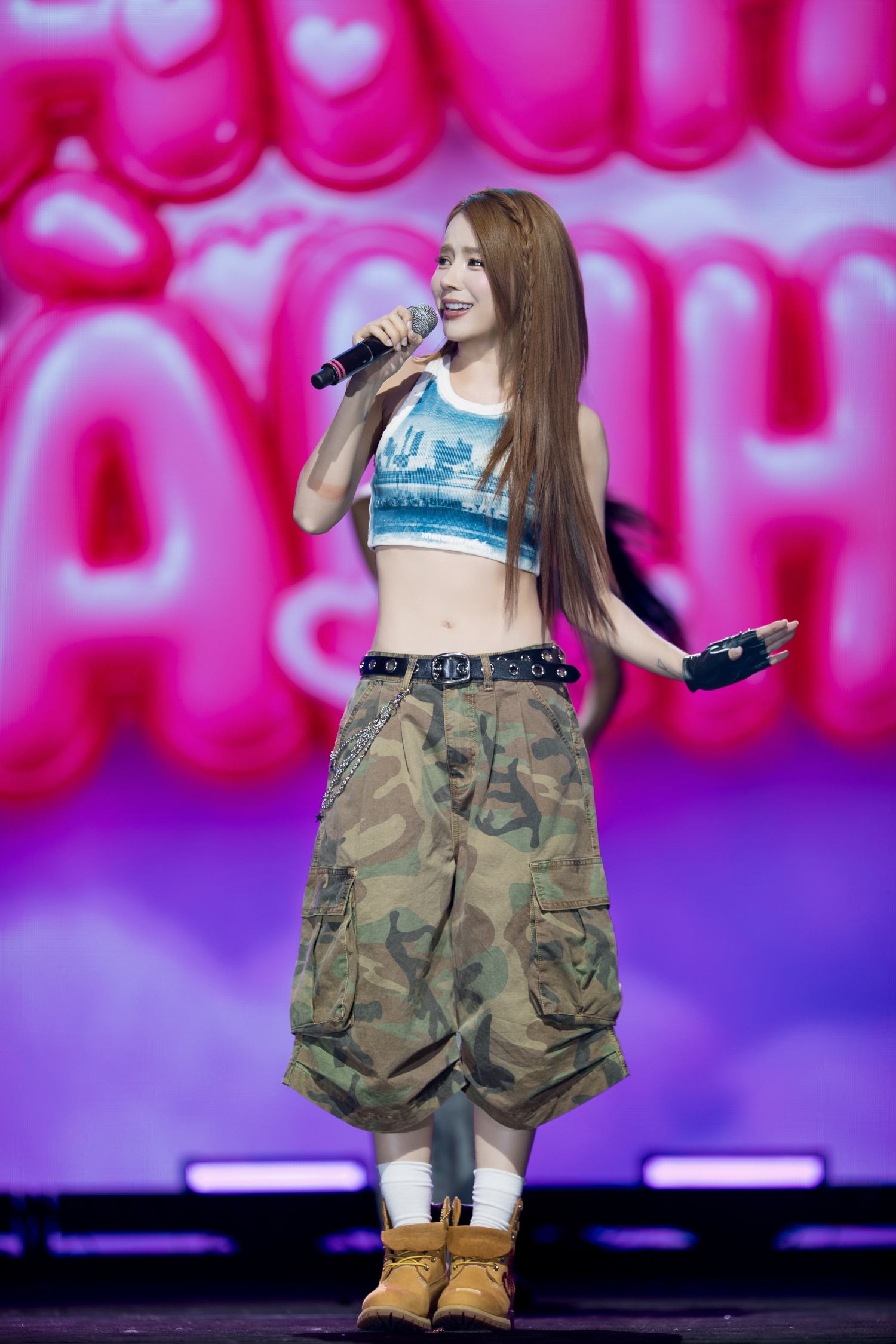 Gallery - DJ Mie khoe nhan sắc xinh như búp bê sống, Gil Lê, Xoài Non cùng dàn sao hội ngộ  - image 3