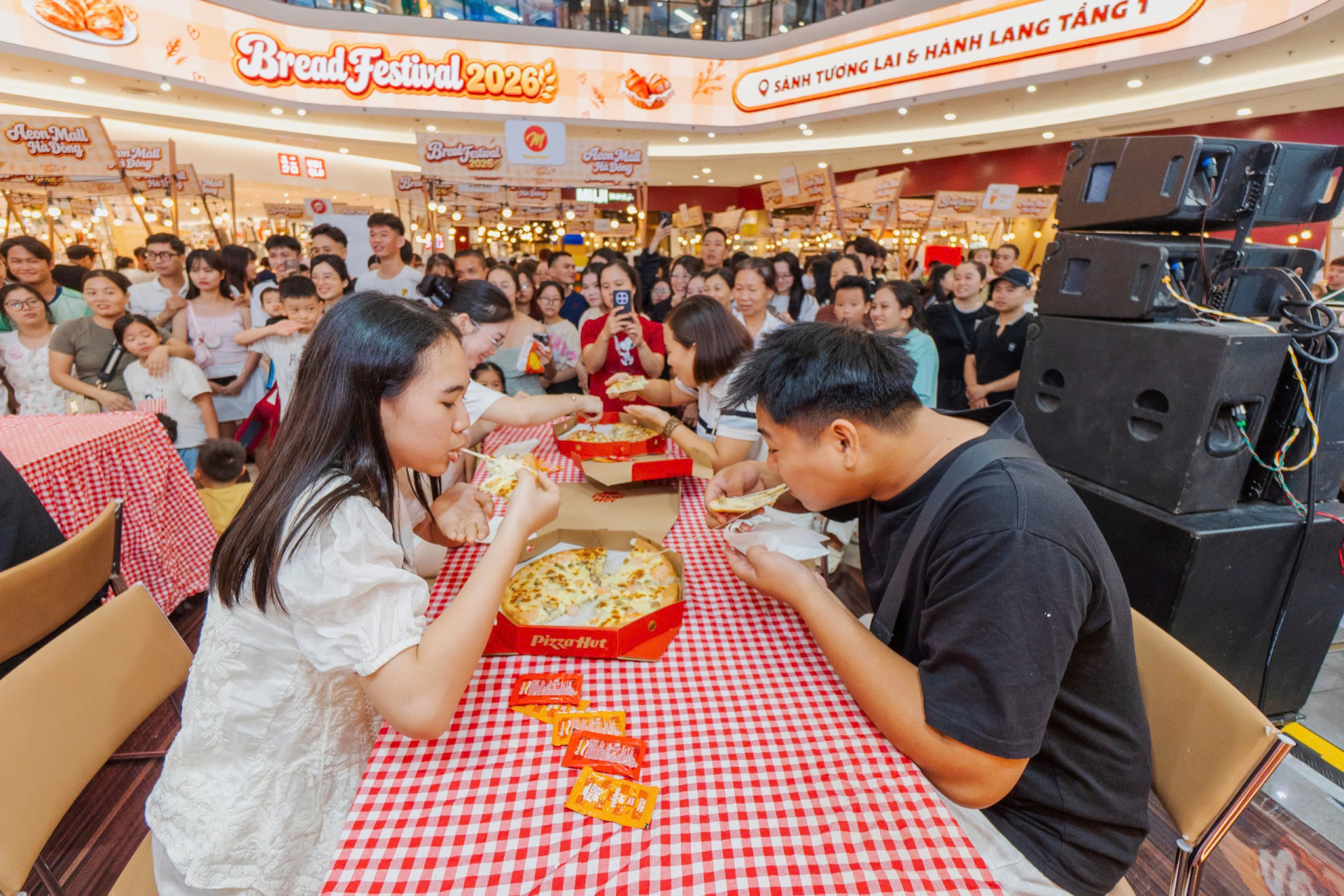 Gallery - Khi bánh mì có một mùa lễ hội riêng: 11 ngày ngập tràn mùi thơm, tiếng cười và những trải nghiệm bất ngờ - image 16