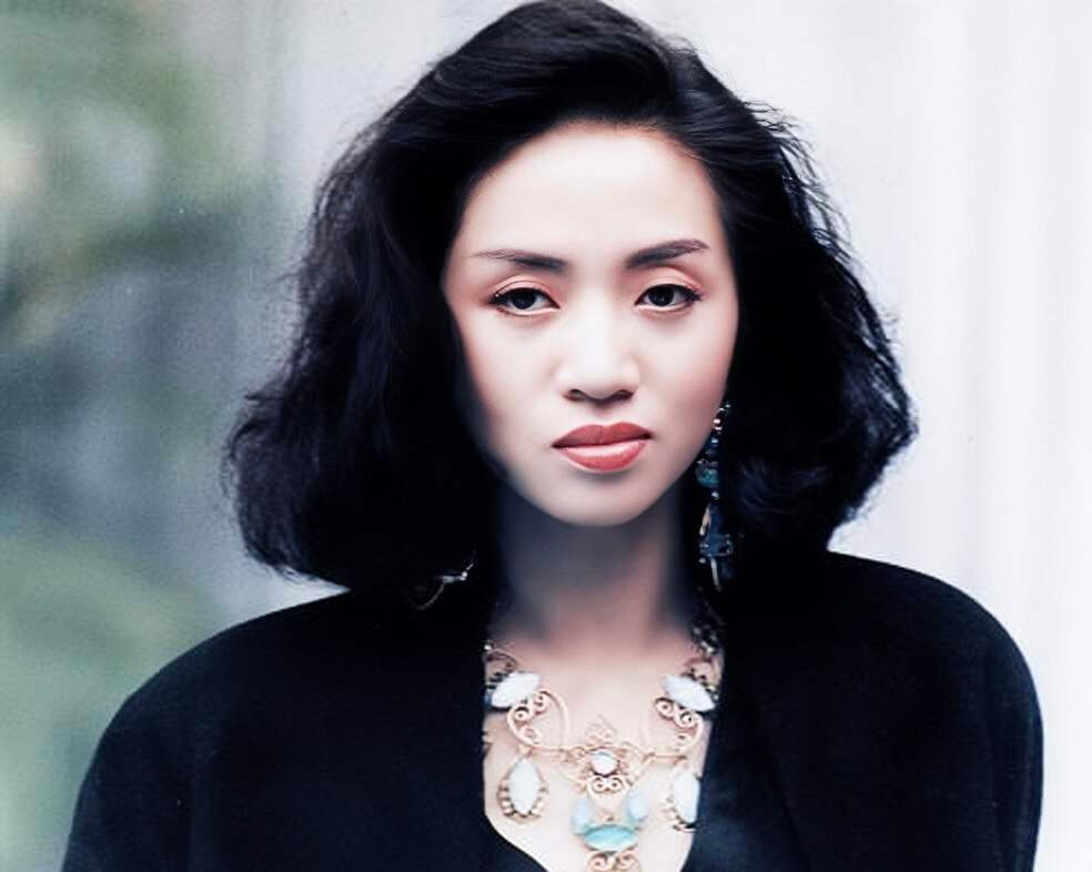 Dù bị mẹ đối xử tệ, lạnh nhạt, Mai Diễm Phương vẫn giữ tròn đạo hiếu. Ảnh: Sohu.