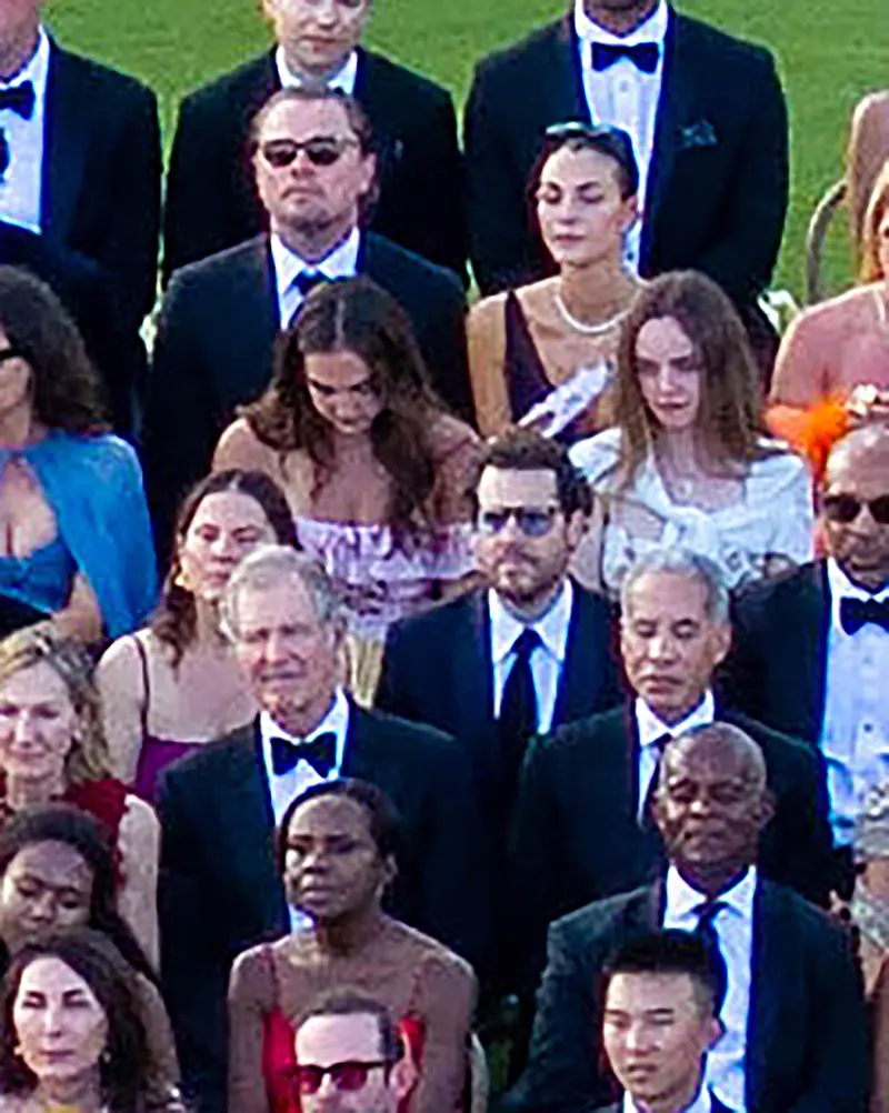 Trong dàn khách mới đến tham dự đám cưới còn có tài tử Leonardo DiCaprio và bạn gái của anh Vittoria Ceretti...