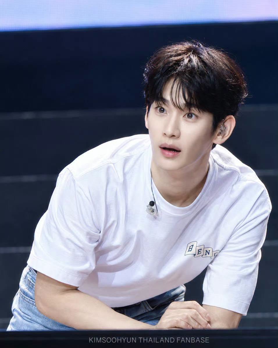 Đoạn tin nhắn KakaoTalk cáo buộc Kim Soo Hyun hẹn hò Kim Sae Ron từ năm 2016 - khi cố diễn viên vẫn còn vị thành niên - là giả. Ảnh: X.