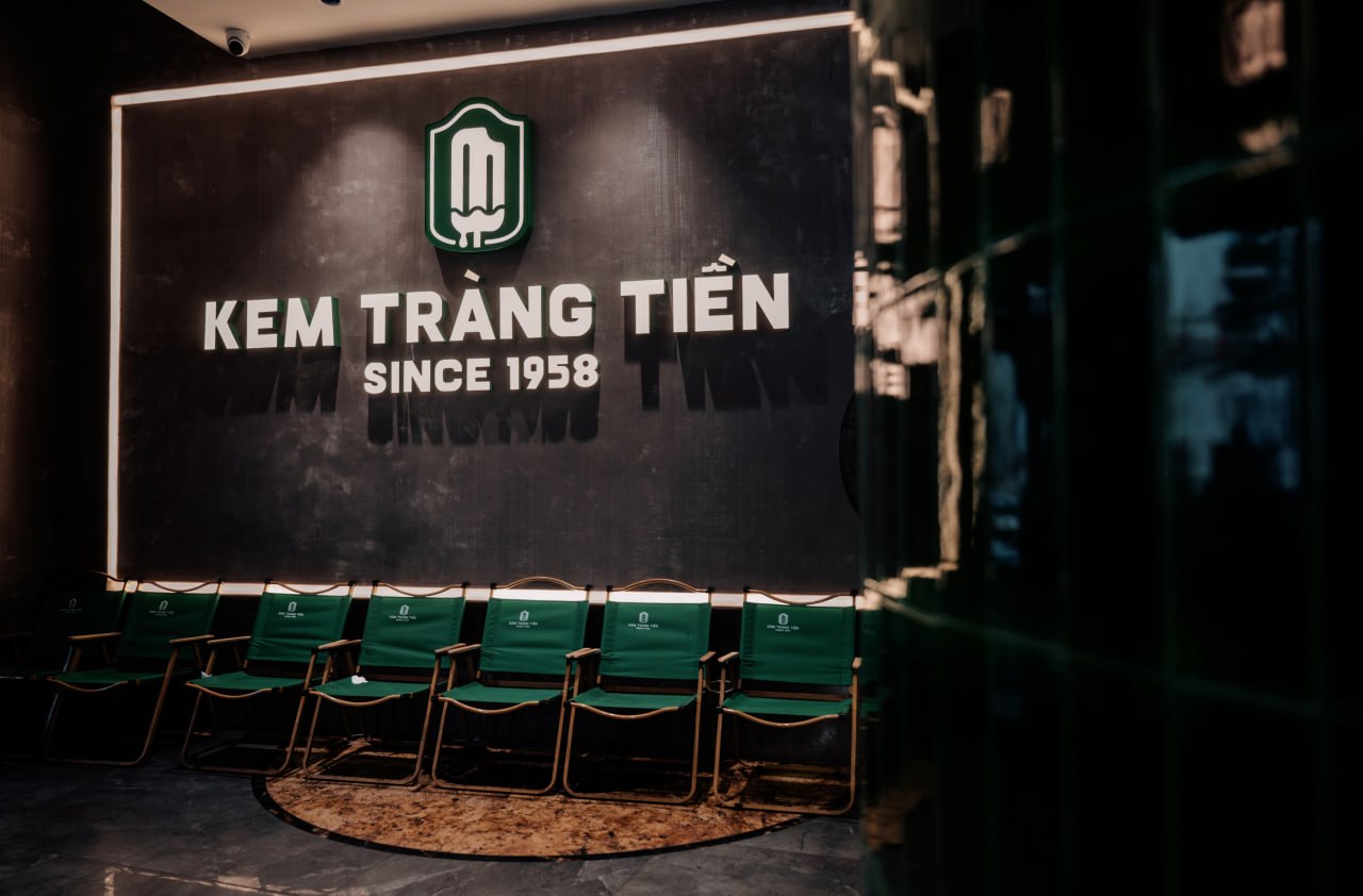 Hóa ra nhà mới của Kem Tràng Tiền từng là nơi “dân chơi” hay Hà Nội lui tới, nhìn diện mạo hiện tại mà bất ngờ!