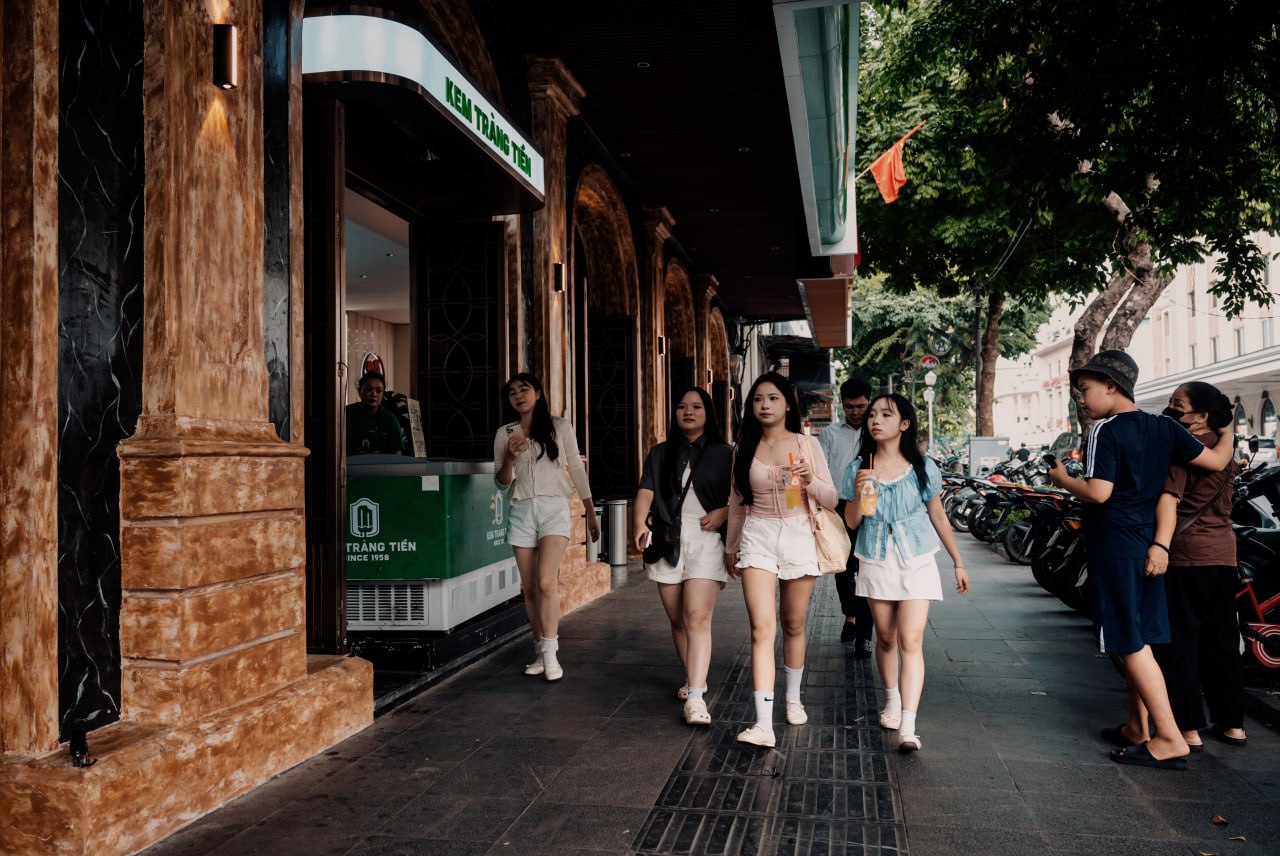 Hóa ra nhà mới của Kem Tràng Tiền từng là nơi “dân chơi” hay Hà Nội lui tới, nhìn diện mạo hiện tại mà bất ngờ!