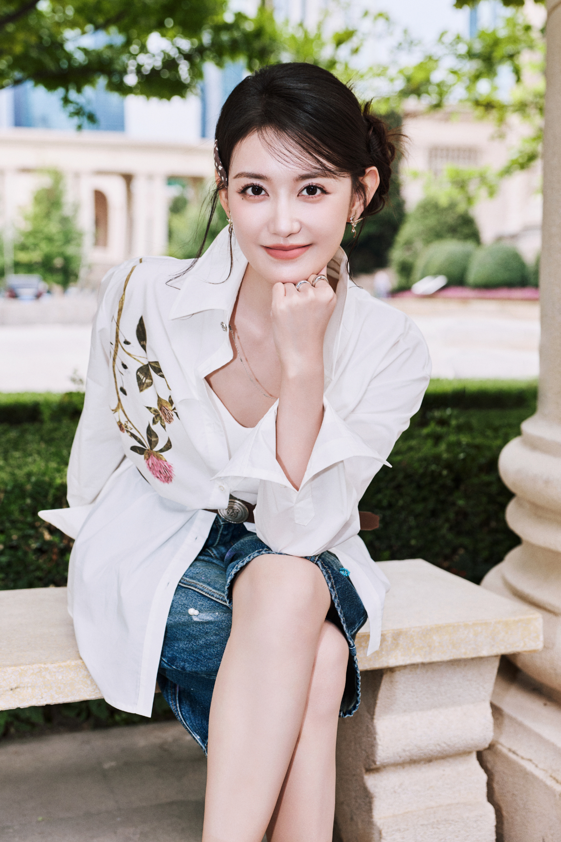 Tưởng Y Y là sao nhí đình đám một thời. Ảnh: Sina.