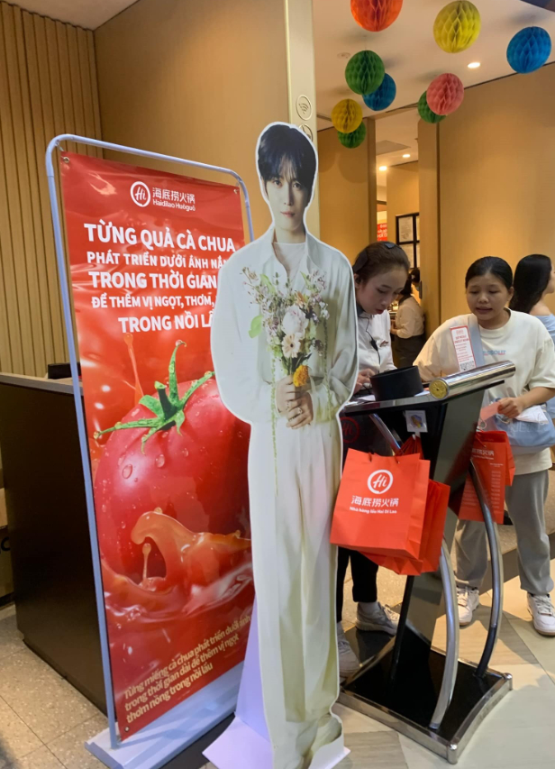 Một ca khúc không chỉ đơn thuần là tệp âm thanh có thể mở lên bất cứ lúc nào, mà còn gắn với quyền lợi của nhạc sĩ, chủ sở hữu tác phẩm, người biểu diễn và chủ sở hữu bản ghi âm, tùy trường hợp cụ thể. Ảnh: Internet