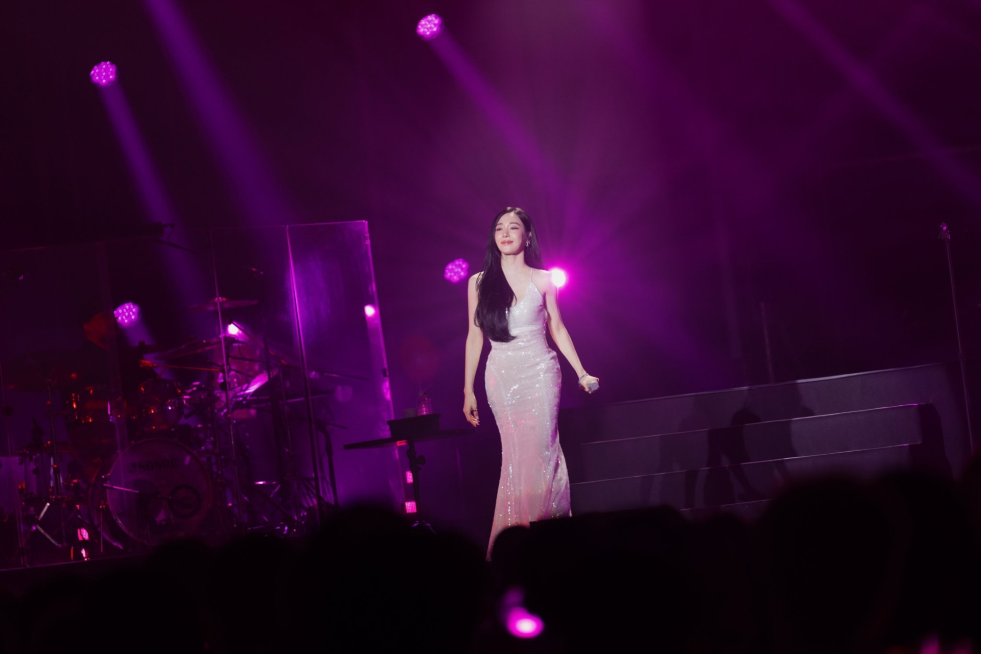 Gallery - 99.000 khán giả đi xem 4 concert/1 đêm ở TP.HCM - image 14