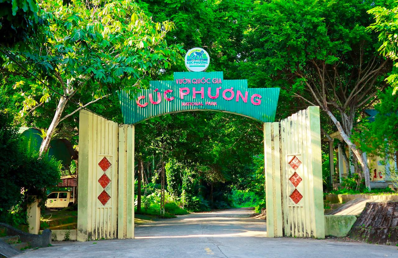  Cổng Vườn quốc gia Cúc Phương. Ảnh: VQG Cúc Phương
