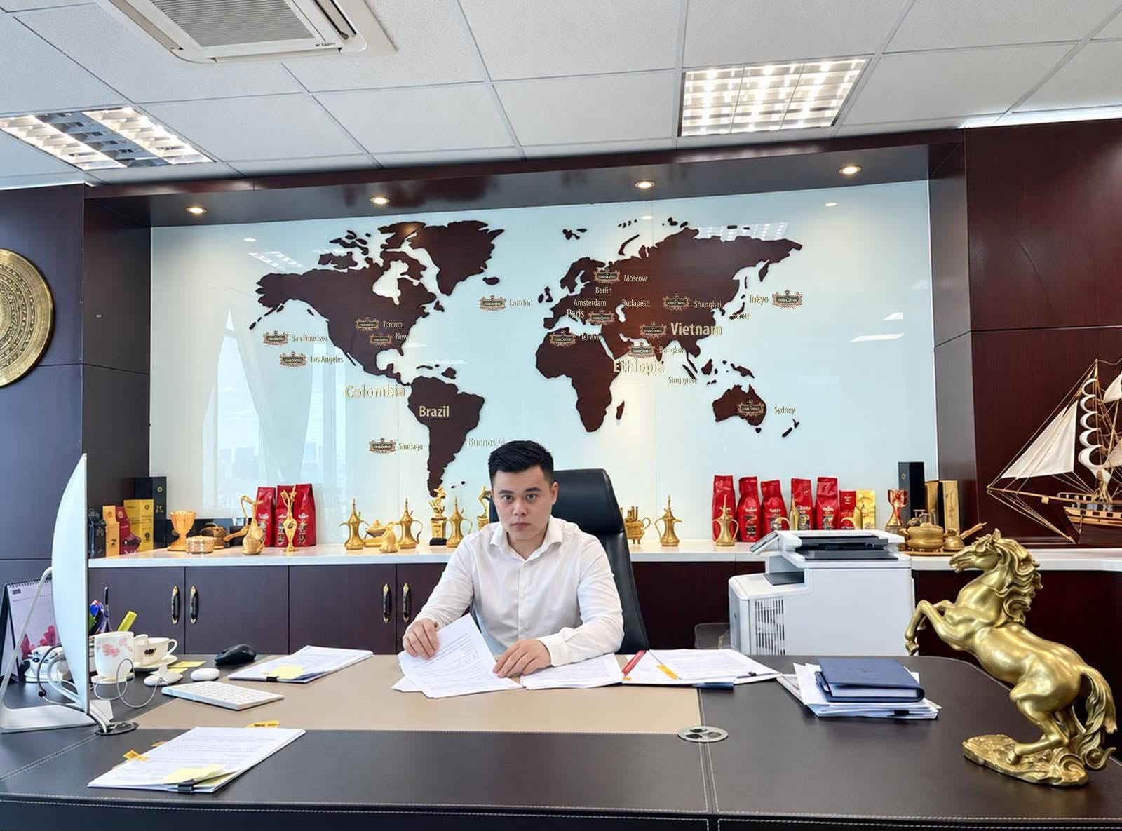 Đặng Lê Trung Nguyên - con trai đầu của ông Đặng Lê Nguyên Vũ và bà Lê Hoàng Diệp Thảo trở thành Phó Tổng giám đốc TNI Group (Ảnh: Lê Hoàng Diệp Thảo)