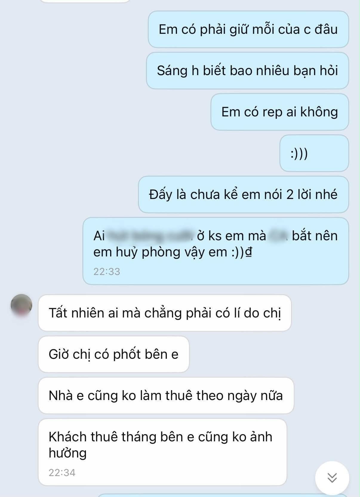 Chủ homestay hủy phòng của Kha với lý do có khách thuê dài hạn nên cần lấy lại phòng.