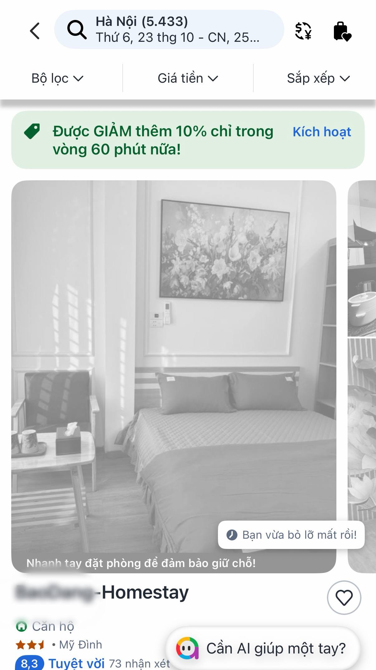 2 trong số nhiều cơ sở lưu trú được phản ánh đã hiển thị hết phòng trên ứng dụng