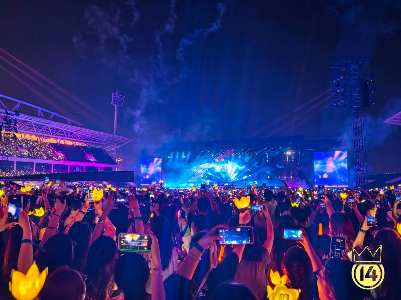 Phở Việt Nam đỉnh thế nào mà khiến Taeyang trầm trồ trước hơn 40.000 khán giả, G-Dragon còn chế lời bài hát ngay tại Mỹ Đình?
