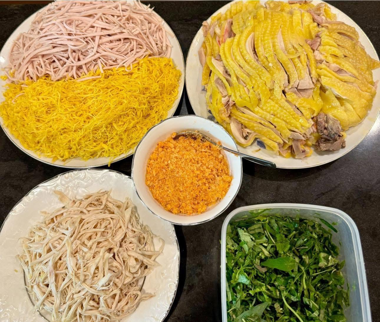 Hà Nội có hàng phở gà vừa công khai cả quy trình lưu mẫu thực phẩm, sẵn sàng mở tủ cho khách vào kiểm tra