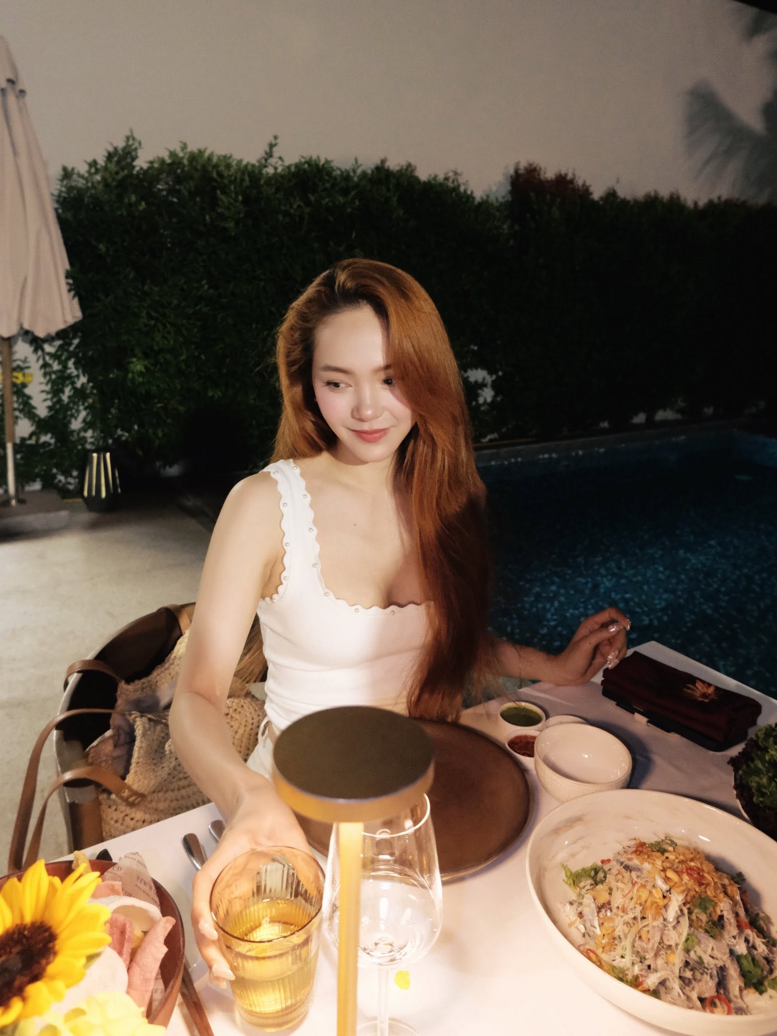 Mâm cơm nhà của nữ ca sĩ làm vợ phó tổng giám đốc công ty dệt