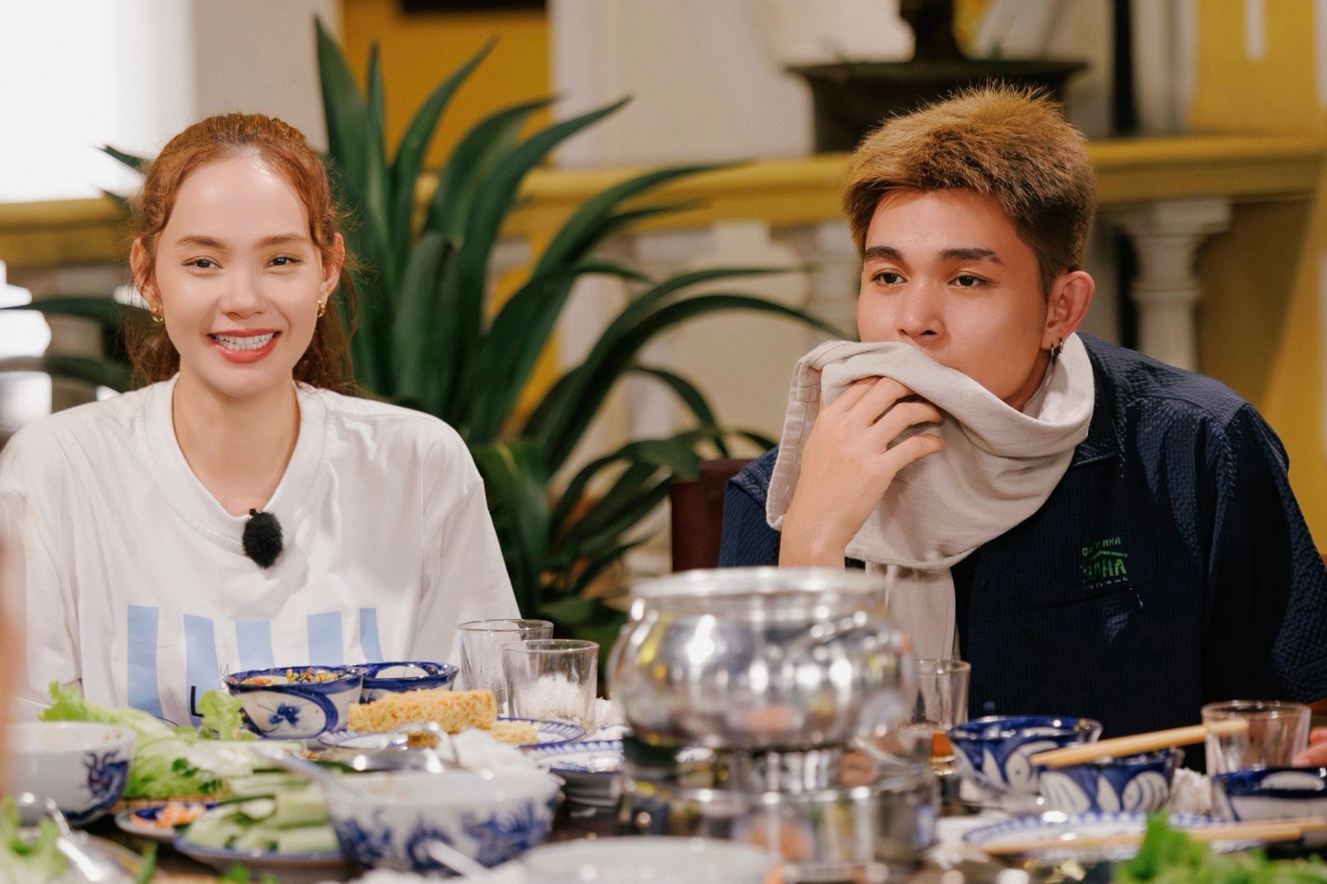 Mâm cơm nhà của nữ ca sĩ làm vợ phó tổng giám đốc công ty dệt