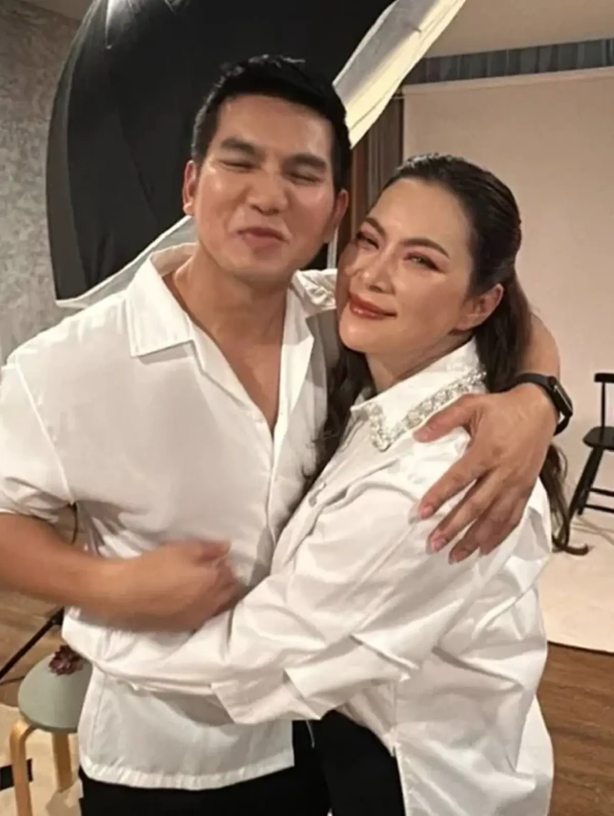 Boom và God từng là 1 trong những cặp đôi vàng ở showbiz Thái Lan. Ảnh: Line Today
