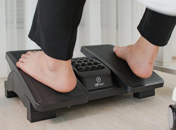 Ghế kê chân kết hợp massage.