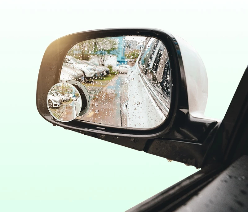 Gương chiếu hậu đảm bảo nhìn thấy hết mọi góc khuất, hạn chế điểm mù khi lái xe.