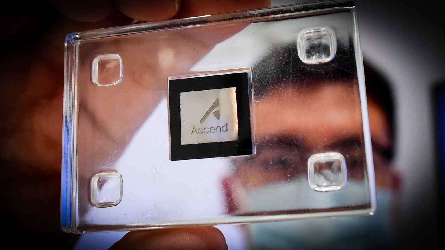Chip AI Ascend của Huawei 