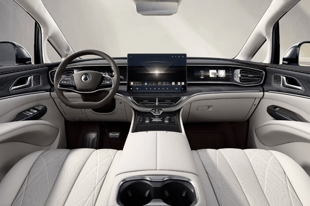 Khi “Mắt Thần” chưa sẵn sàng: bài học đắt giá từ 2,5 triệu xe Trung Quốc triển khai vội vàng công nghệ hỗ trợ lái