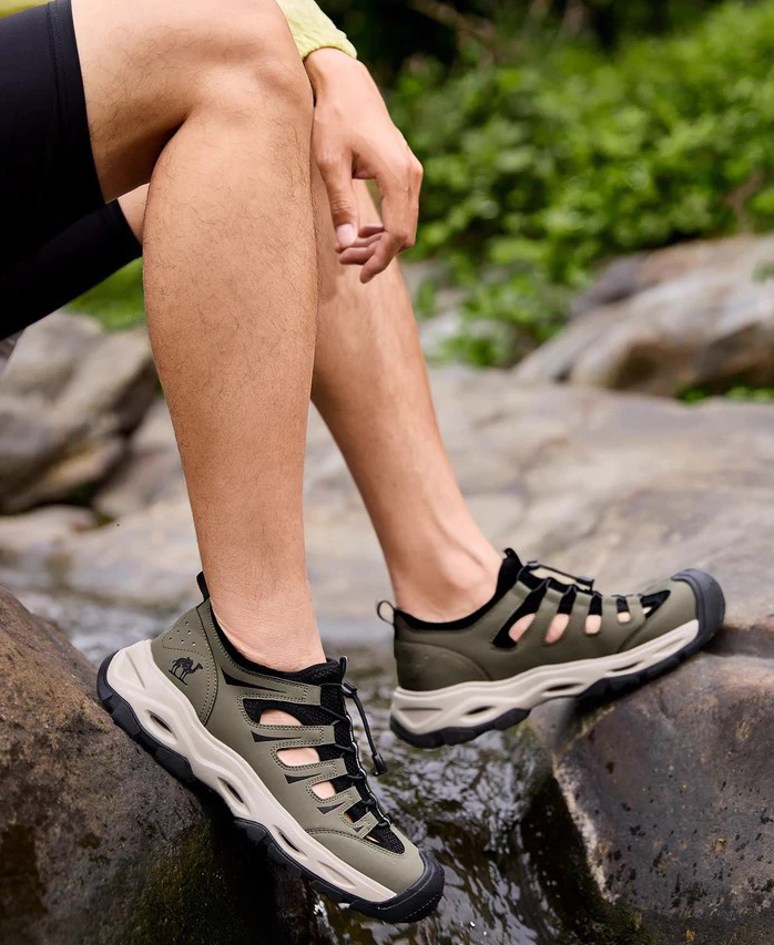 Giày thể thao chống nước Camel Crown