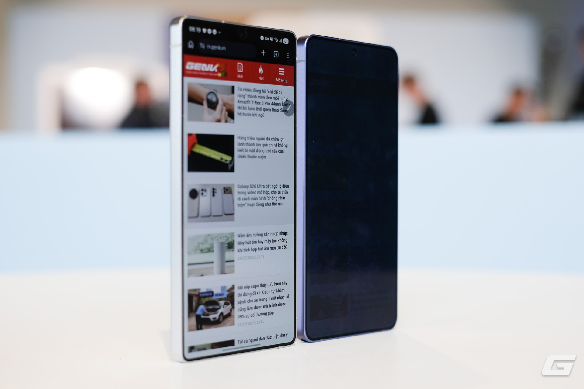 Đứng giữa concert đông nghịt, tôi mới hiểu vì sao smartphone đều nên có tính năng Màn hình riêng tư như Galaxy S26