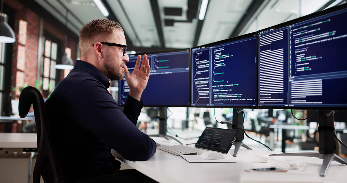 Nghiên cứu đập tan ảo tưởng về vibe coding trên mạng xã hội: Không một coder chuyên nghiệp nào thực sự làm như vậy