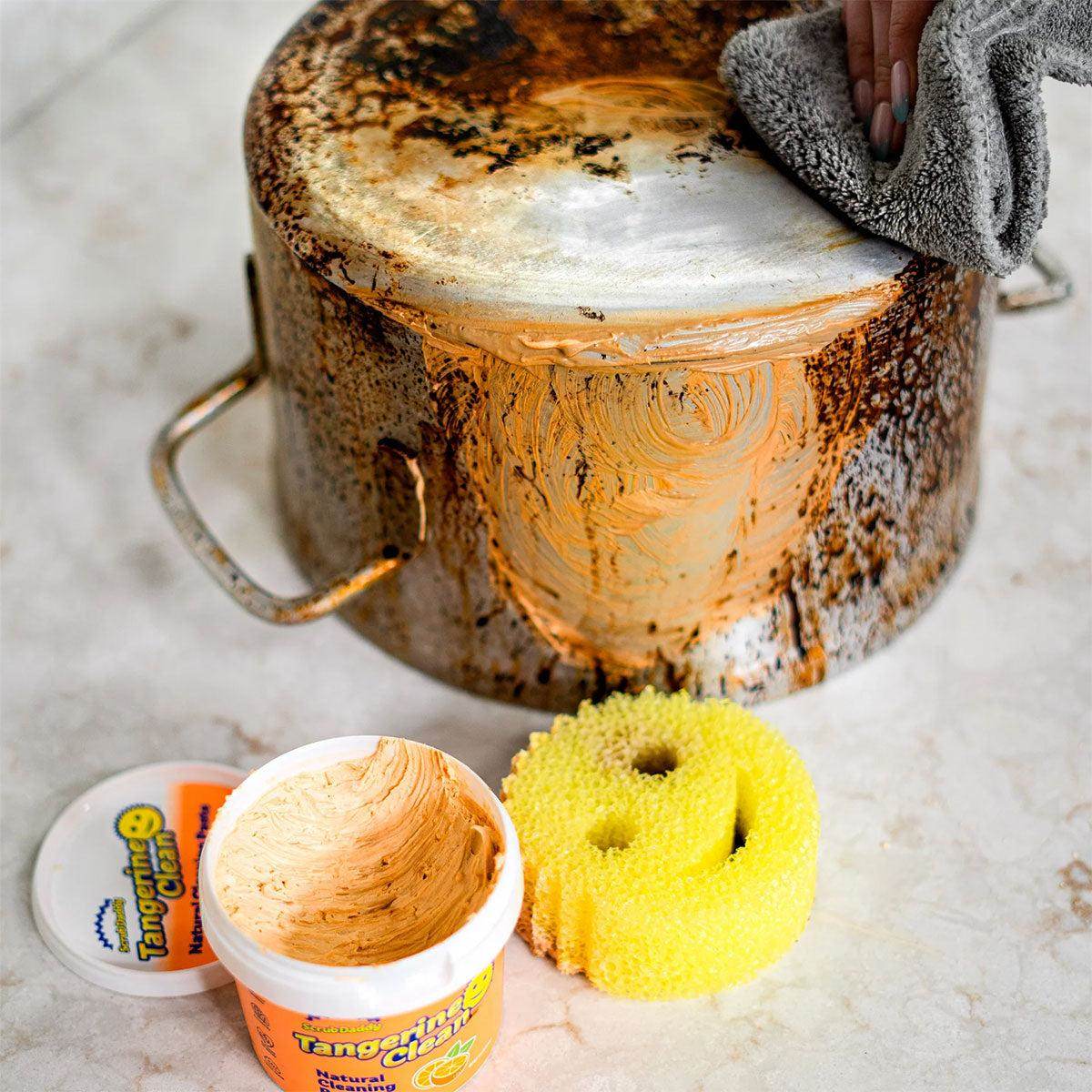 Tangerine Clean không phải loại kem cứ bôi lên là sạch, vẫn phải kèm công sức kì cọ