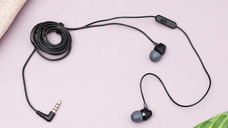 Điện thoại không còn jack 3.5mm, vì sao tai nghe có dây lại thành xu hướng?