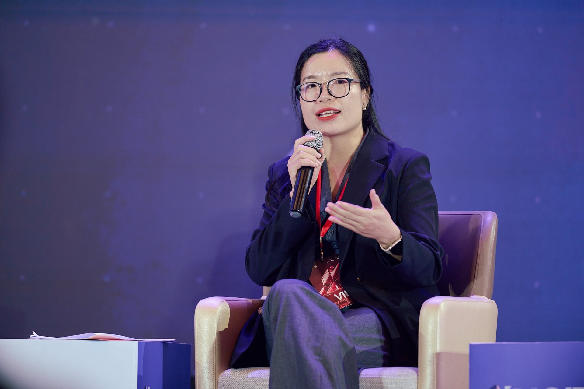 TS. Bùi Thị Liên tại sự kiện Liên minh Niềm tin số.