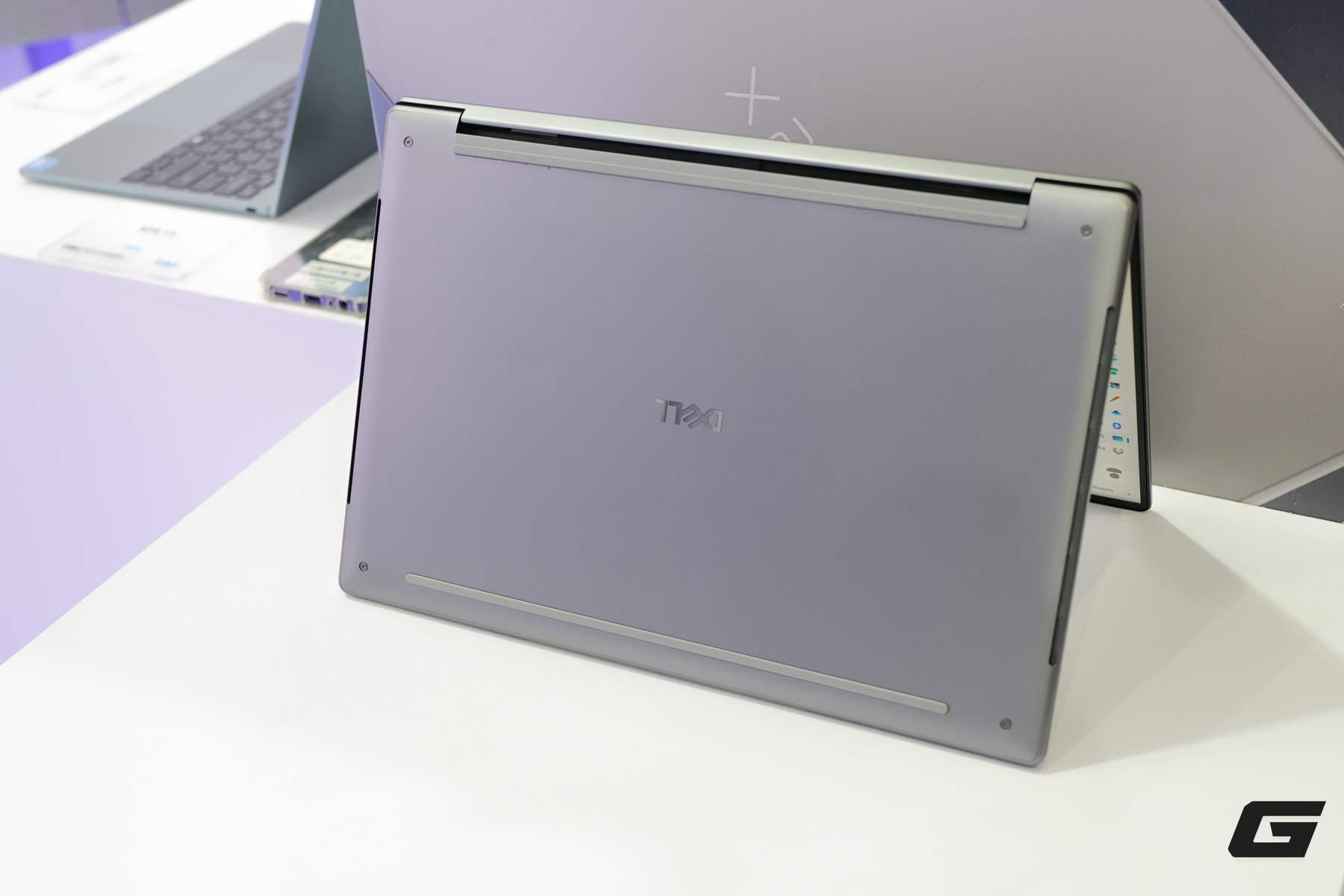 2 khe tản nhiệt chủ động của Dell XPS 13