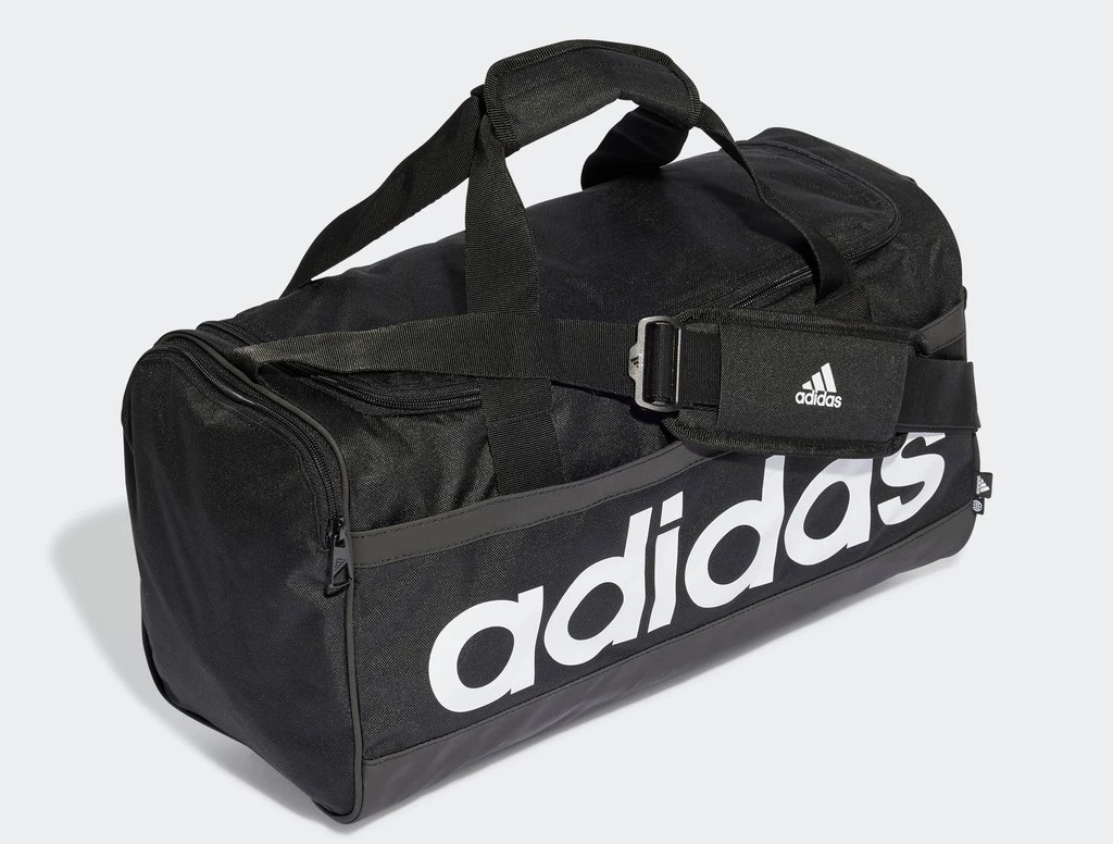 Túi Duffel Linear Essentials adidas cỡ trung có giá khoảng 600.000đ