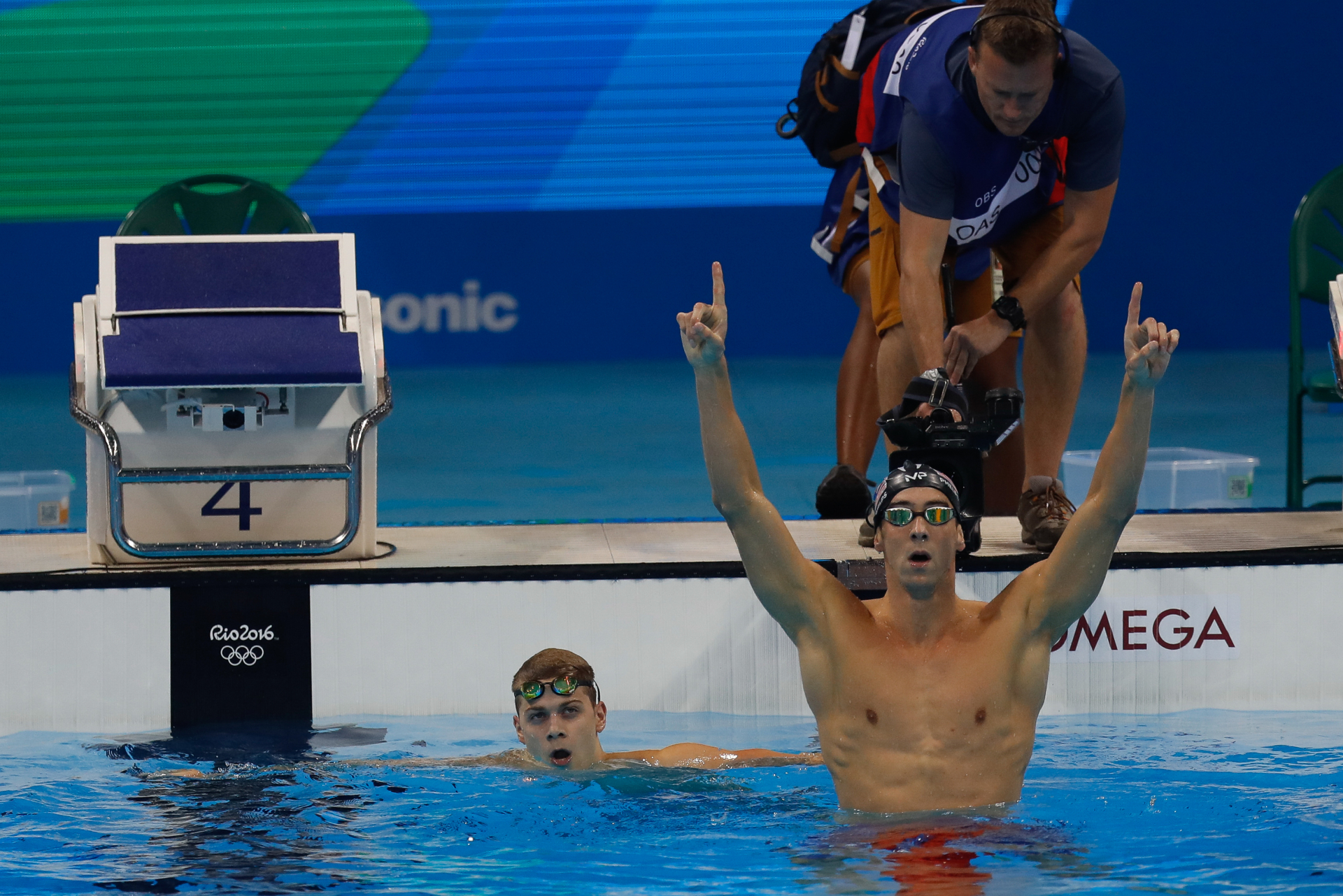 Michael Phelps giành huy chương vàng Olympic thứ 20 ở nội dung 200m bơi bướm tại Thế vận hội Rio 2016 - Ảnh: Fernando Frazão / Agência Brasil, được cấp phép theo CC BY 3.0 BR.