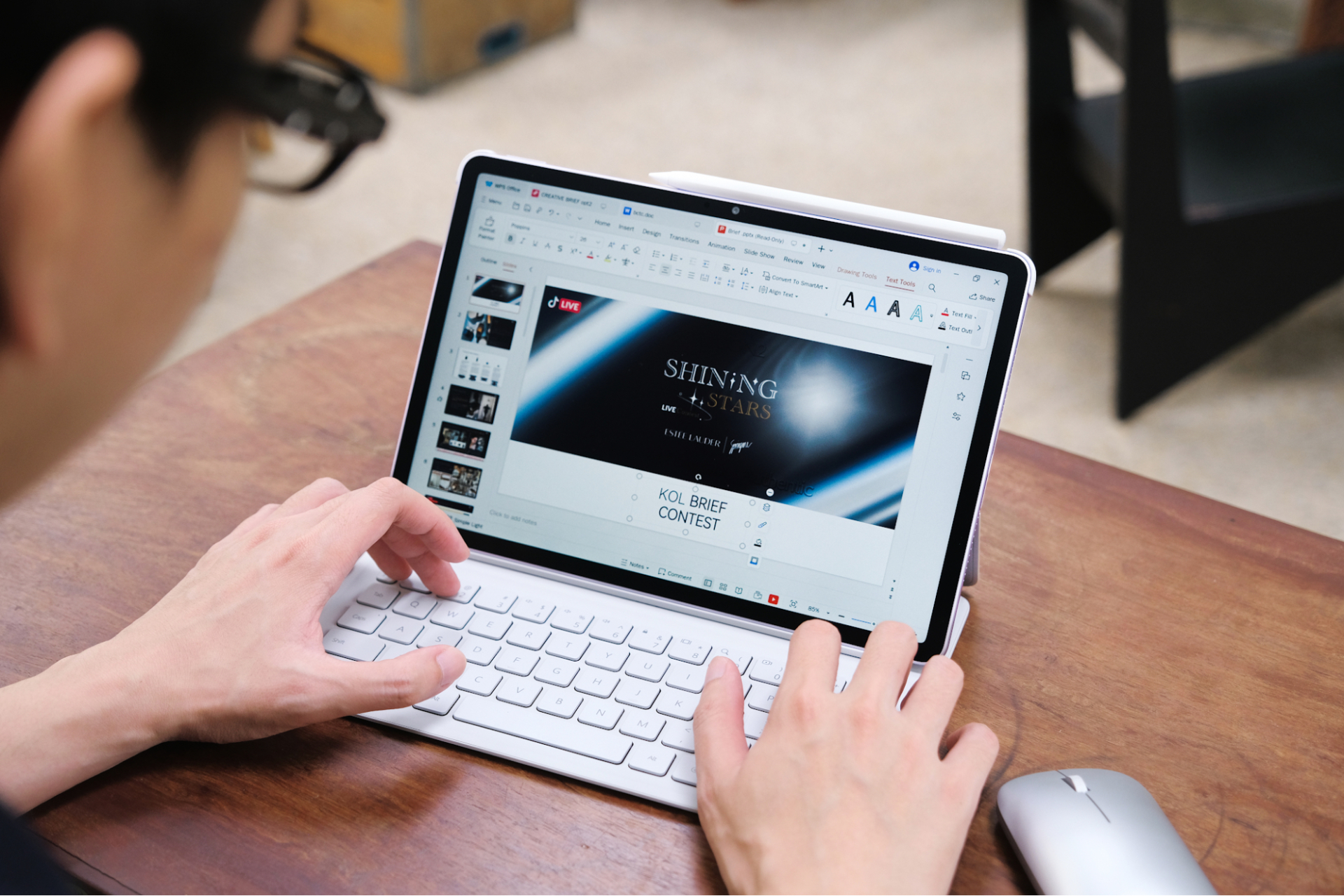 Apple tăng gi&aacute; đ&uacute;ng m&ugrave;a tựu trường, chọn m&aacute;y t&iacute;nh bảng n&agrave;o ngo&agrave;i iPad cho việc học?- Ảnh 3.