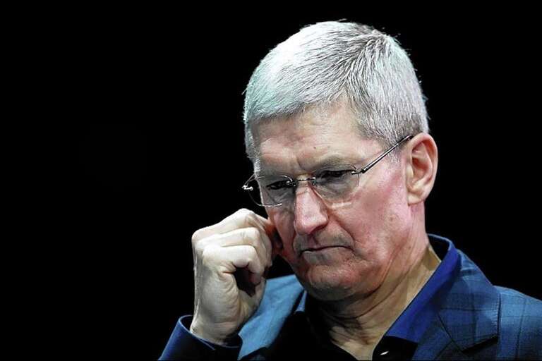 CEO Tim Cook của Apple