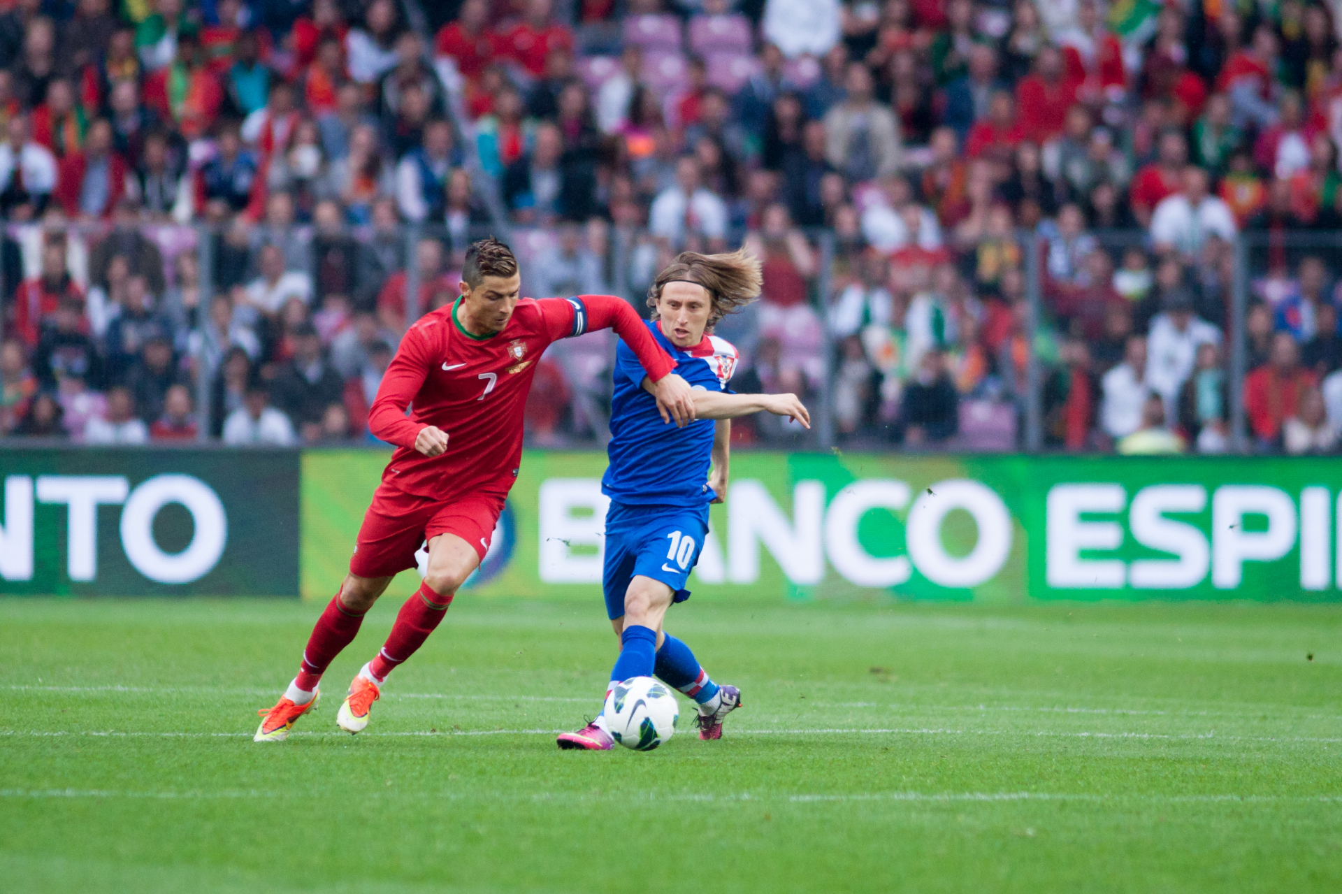 Hôm nay không phải lần đầu tiên, Ronaldo và Modric chạm trán trong màu áo đội tuyển quốc gia - Ảnh: Fanny Schertzer/Cấp quyền theo CC BY-SA 3.0.