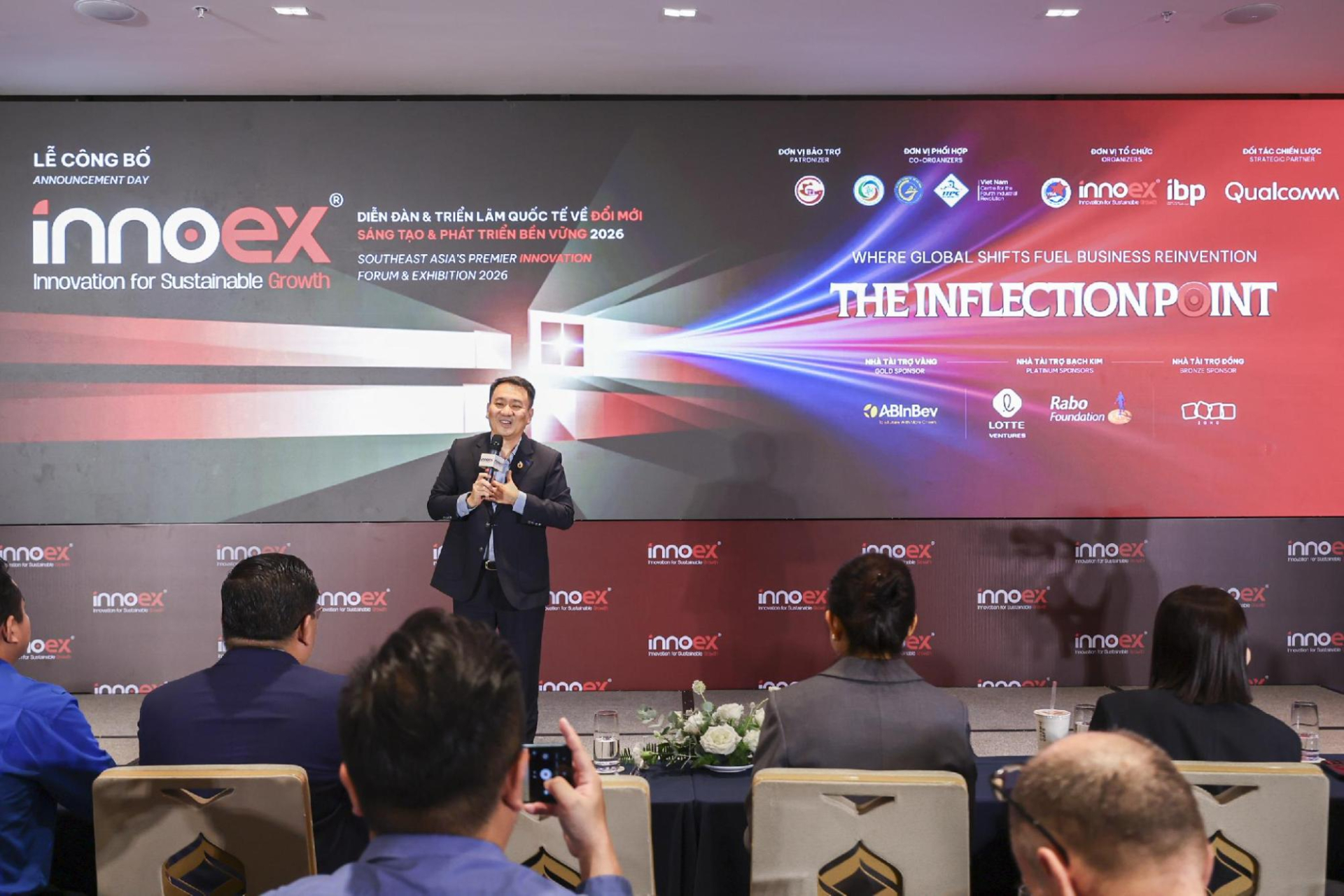 Đại diện Ban tổ chức phát biểu tại lễ công bố InnoEx 2026, sự kiện dự kiến diễn ra ngày 19 và 20/08/2026 tại Thiskyhall Sala, TP.HCM.