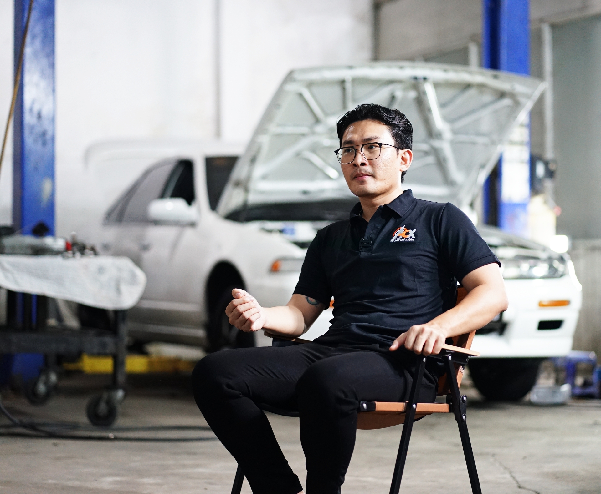 Thợ máy Thái Vũ và những chia sẻ thật lòng của anh về xe PHEV.