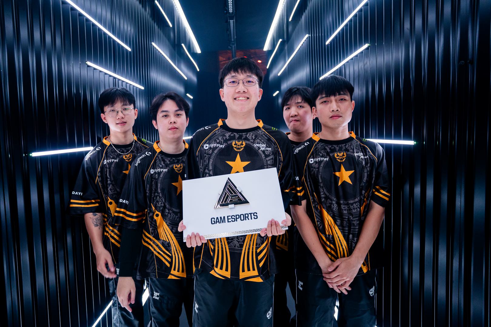 Từ nhánh thua đến ngôi vương Esports World Cup 2026: Dplus Kia giành chức vô địch quốc tế đầu tiên sau 6 năm khát danh hiệu