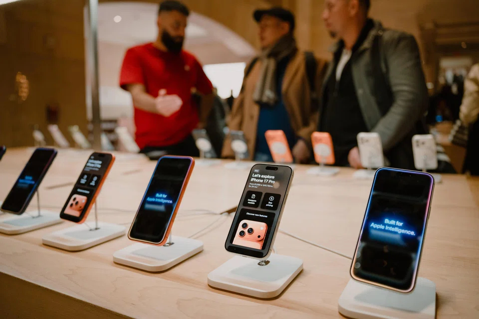Nhu cầu ổn định của iPhone đã một lần nữa khiến giá trị vốn hóa của Apple lập kỷ lục