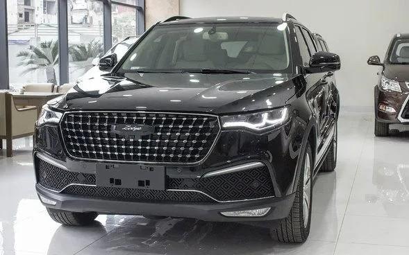 Một mẫu SUV thương hiệu Trung Quốc trưng bày tại đại lý ở Việt Nam.