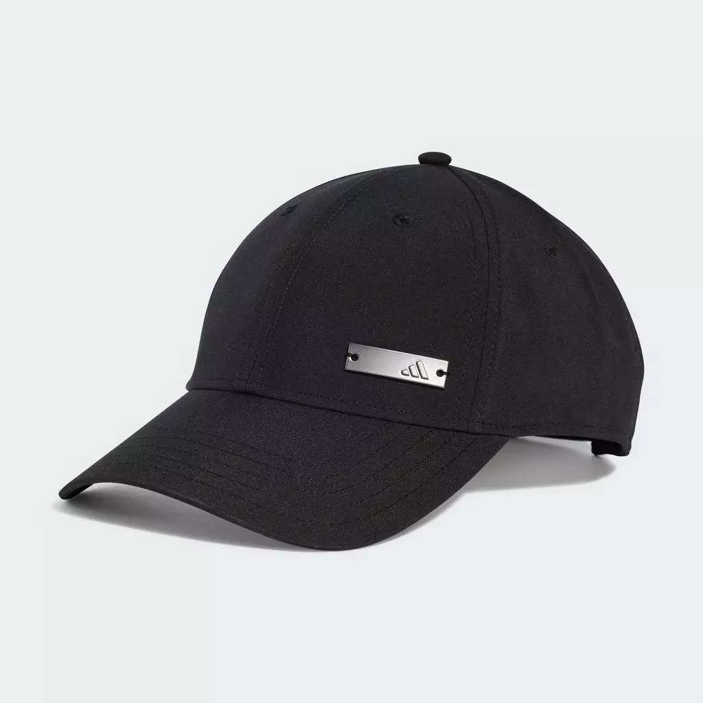 Mũ adidas siêu nhẹ có giá khoảng 400.00đ