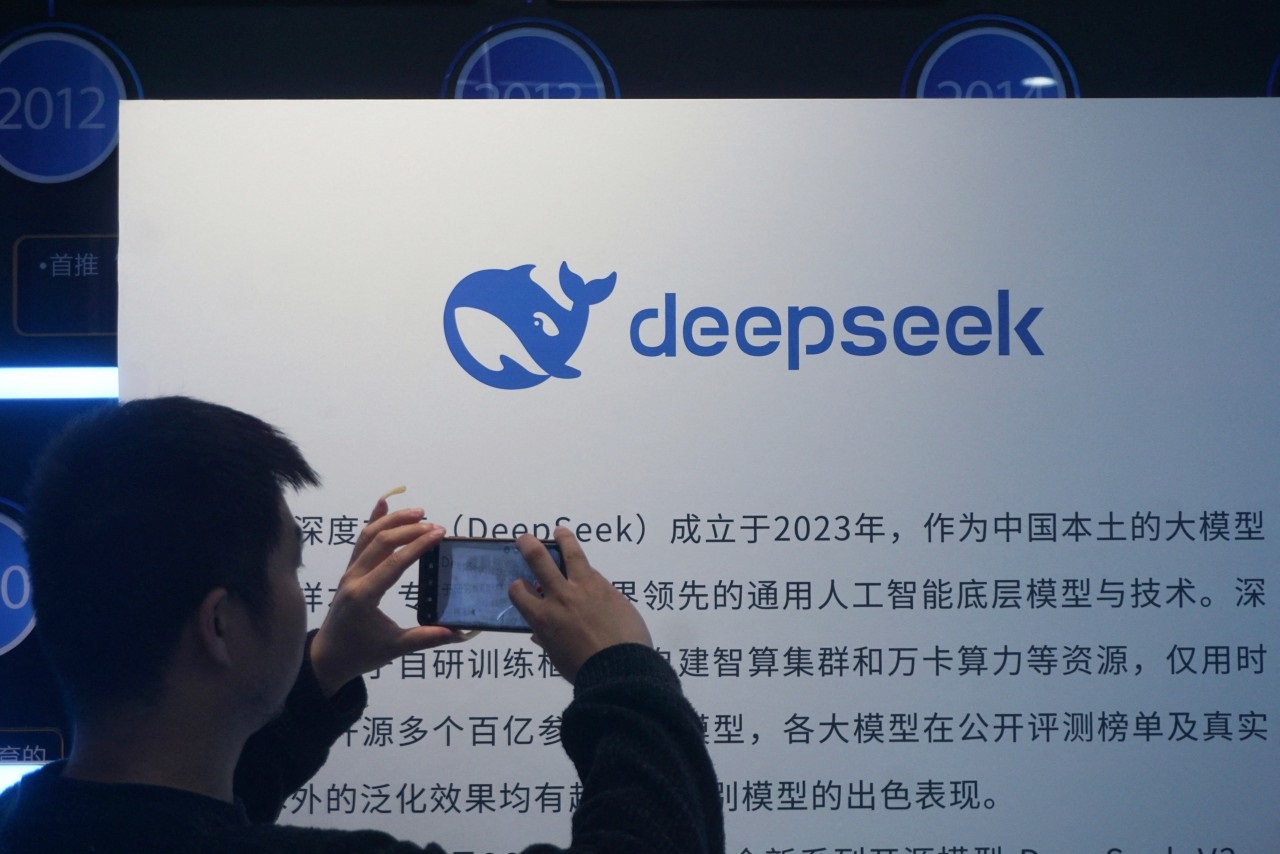 Từng khiến cả ngành AI chấn động vì giá rẻ, DeepSeek vừa tăng giá gấp 4 lần: Vẫn rẻ hơn 12 lần so với Anthropic