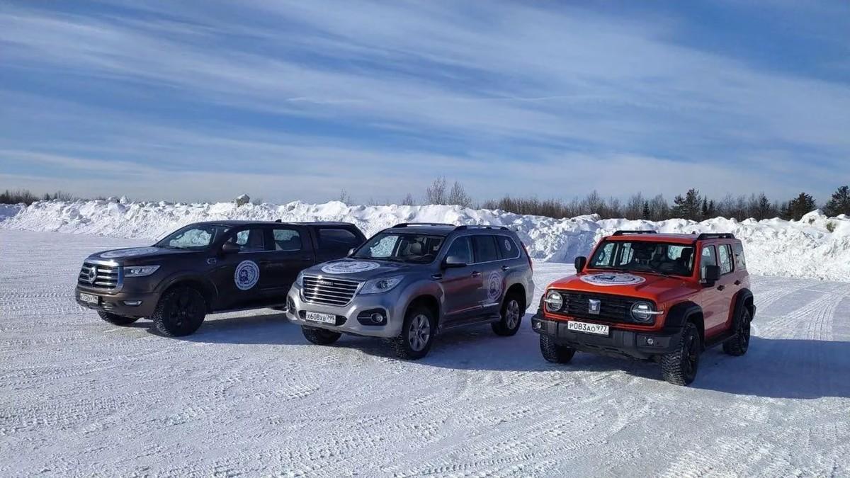 Ba mẫu SUV thương hiệu Trung Quốc trong một chuyến chạy thử điều kiện mùa đông tại Nga.