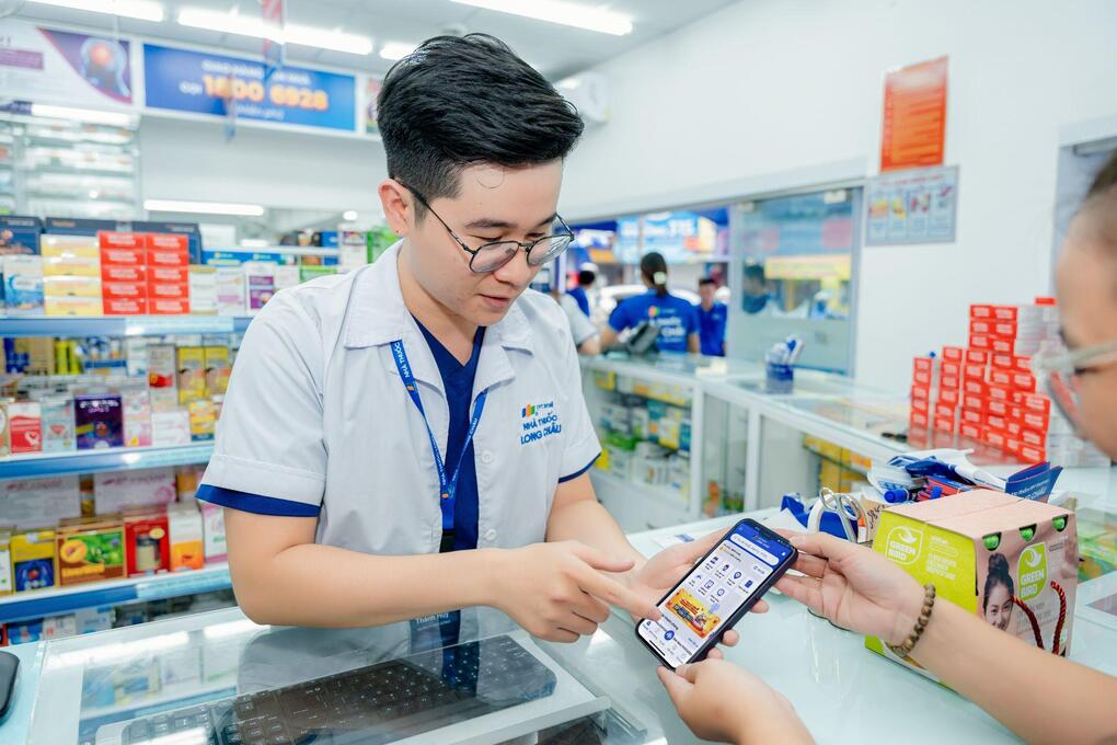 Long Châu và hành trình xây dựng niềm tin từ những điều người Việt cần